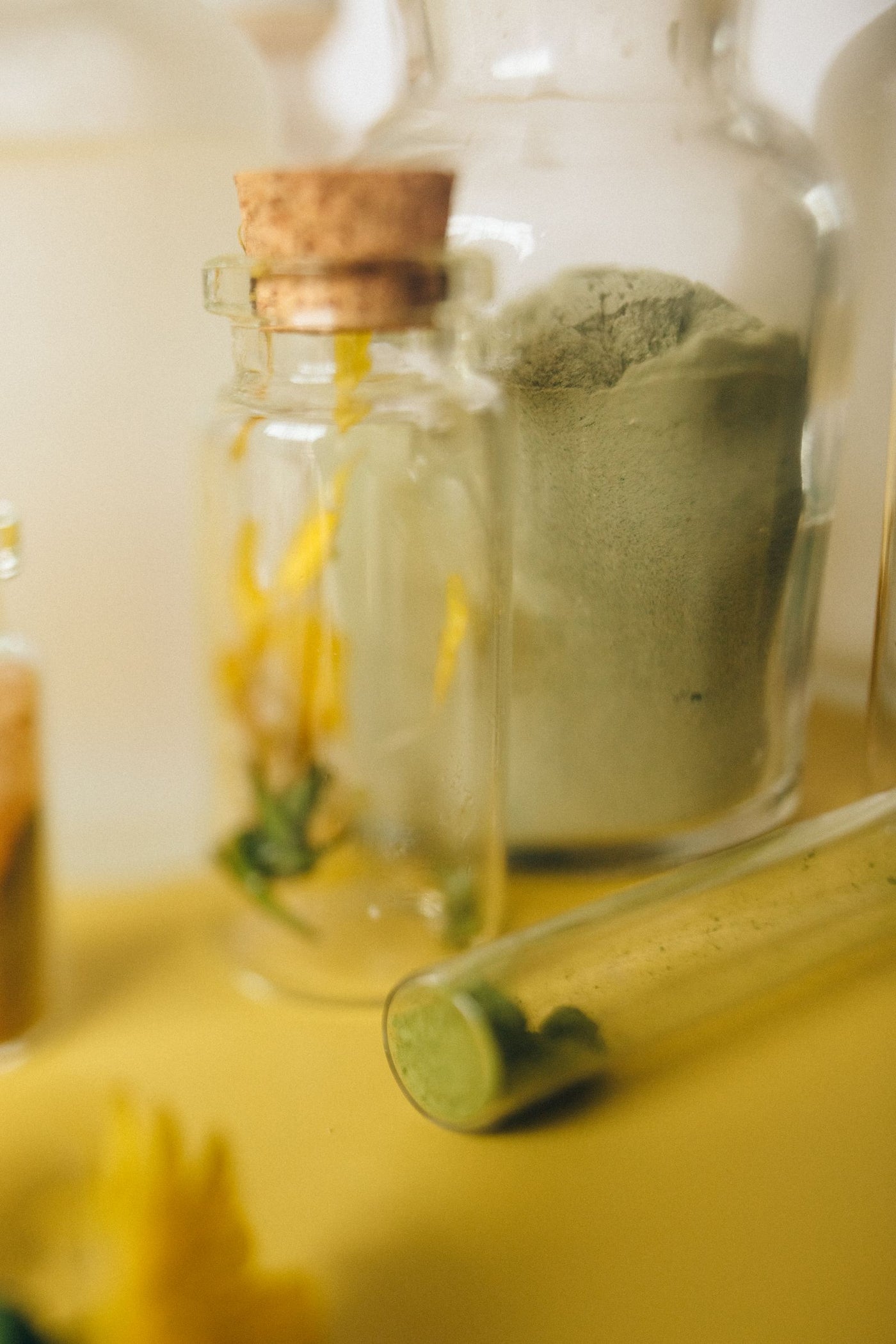 Escena de bienestar relacionada con rhodiola y menopausia